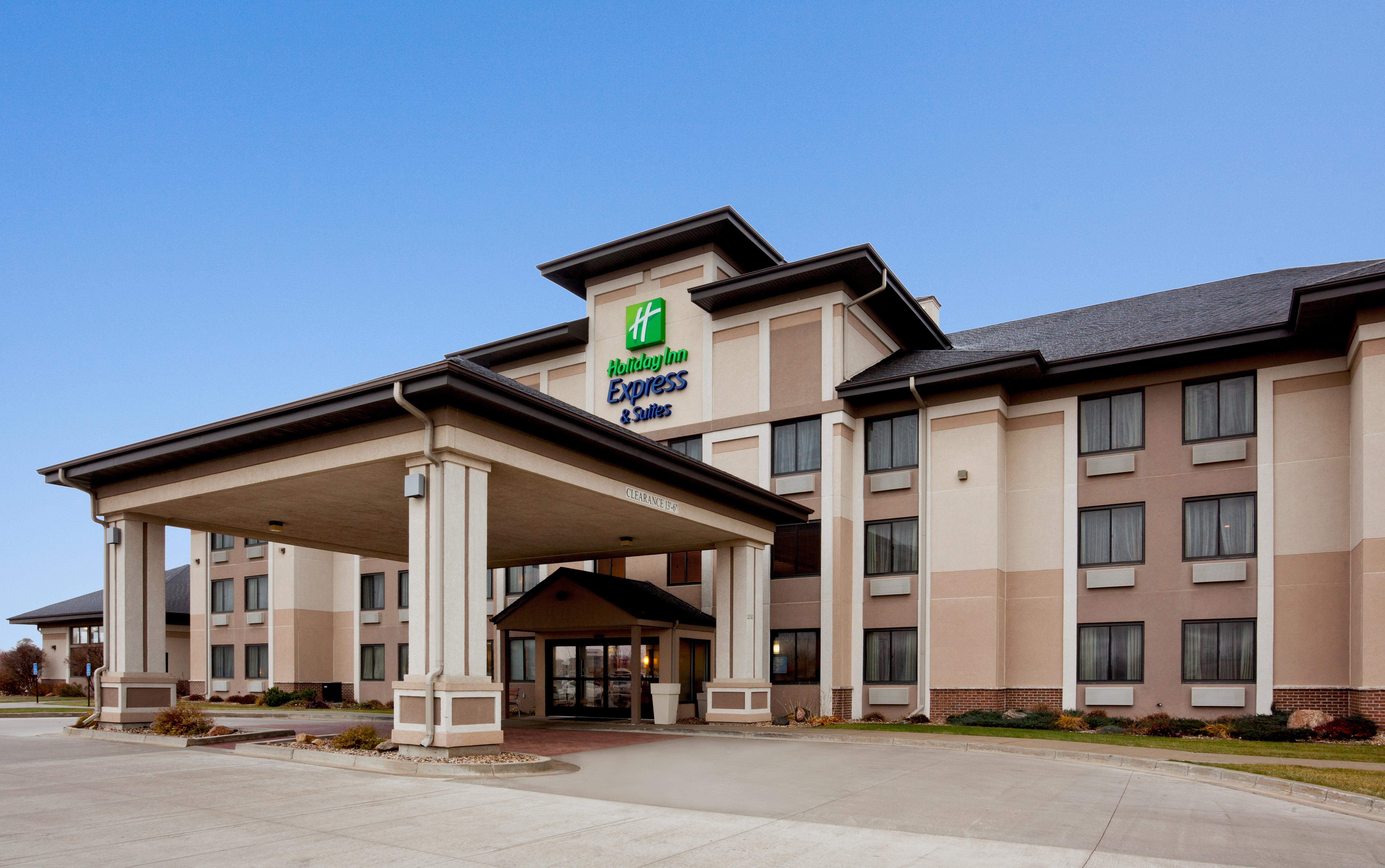 Holiday Inn Express & Suites - Worthington By Ihg Dış mekan fotoğraf
