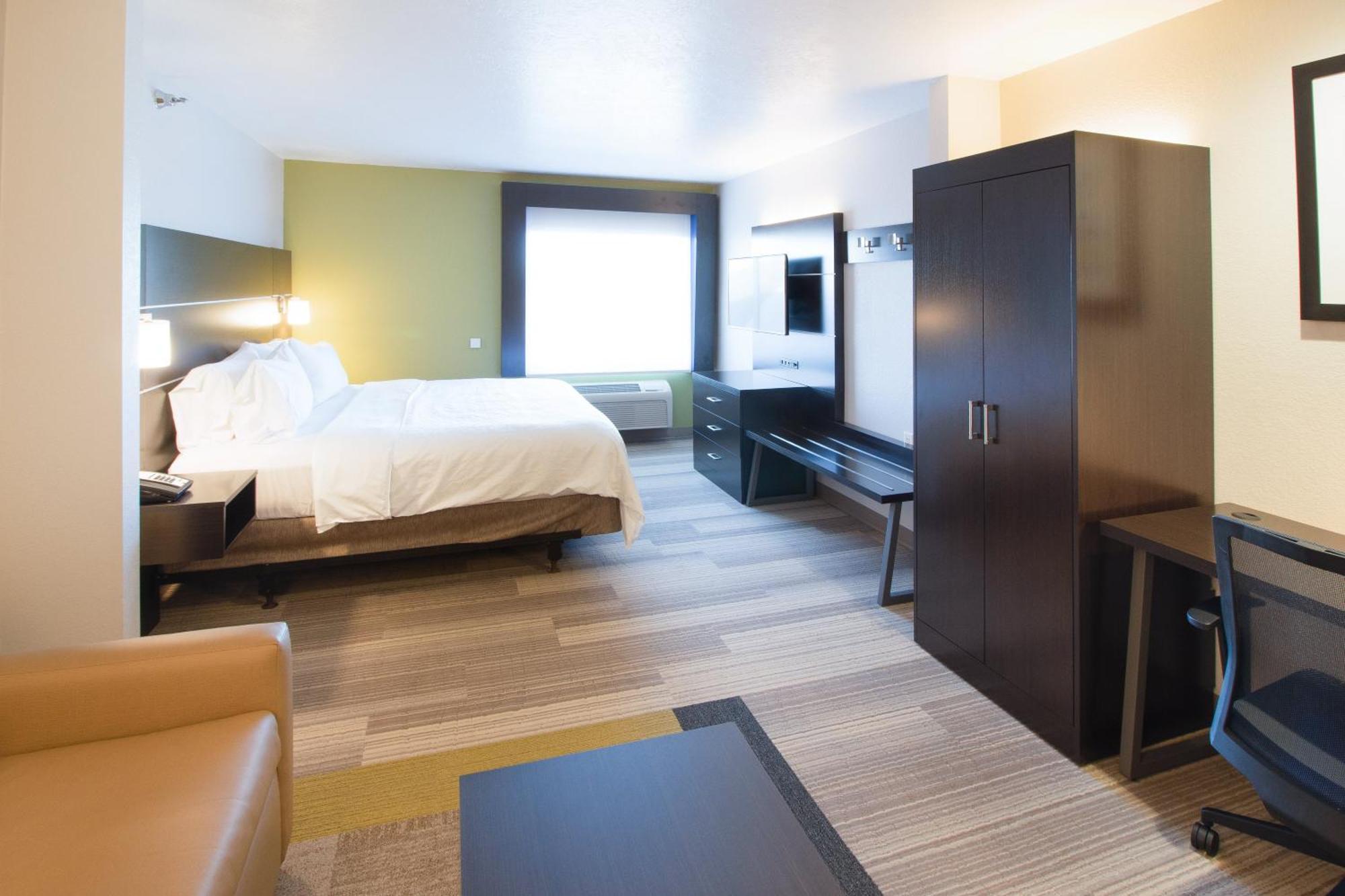 Holiday Inn Express & Suites - Worthington By Ihg Dış mekan fotoğraf